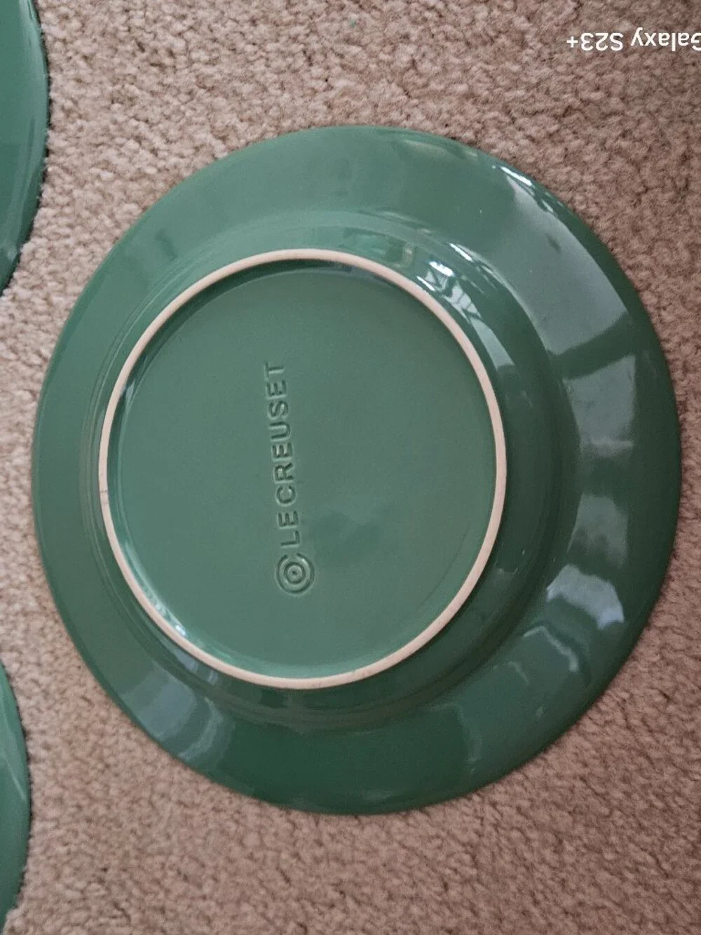 3 RARE LE CREUSET STONEWARE SUMMER GREEN RIMMED PASTA SOUP SALAD BOWL DISH PLATE